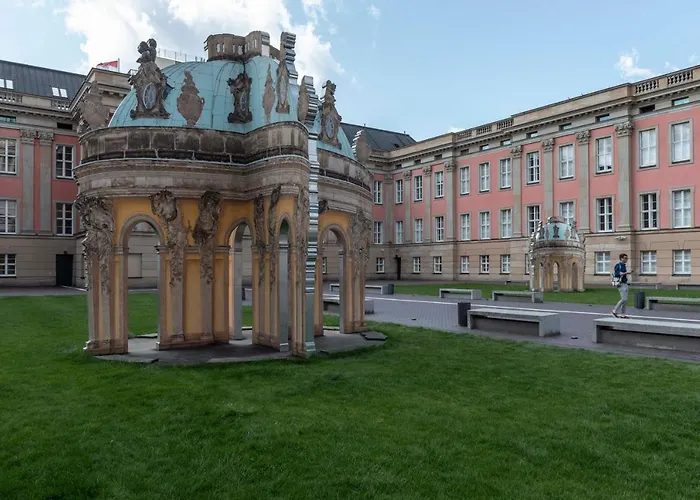 Im Palais Fleur Blanche Potsdam